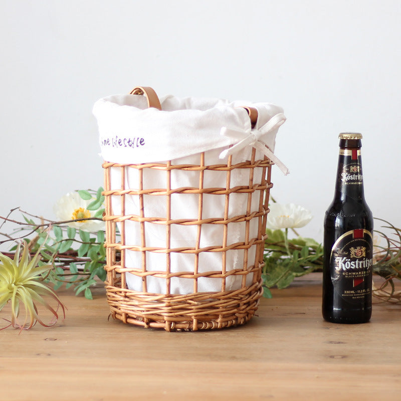 Practical basket with carrying strap