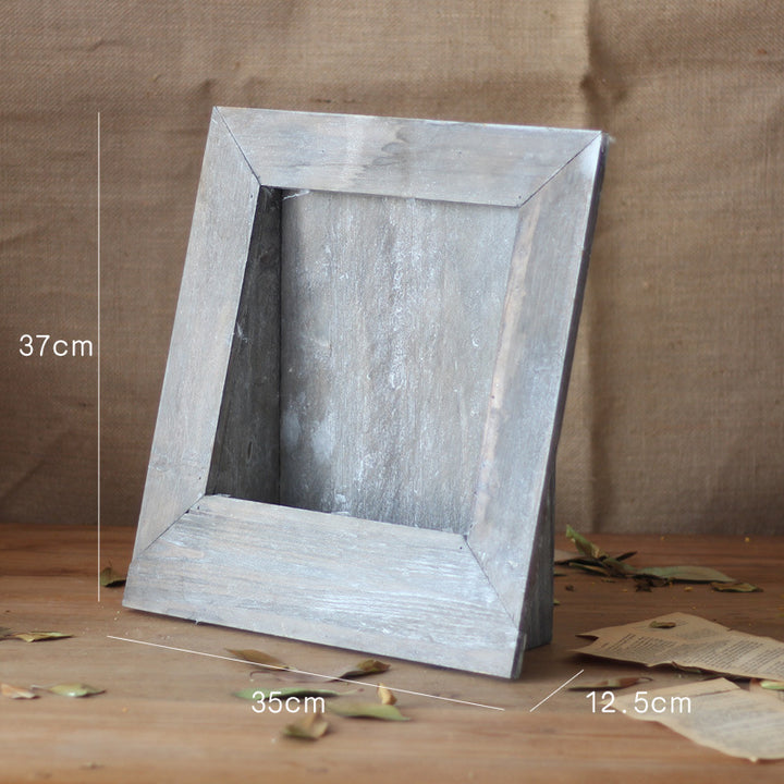 Stylish picture frame