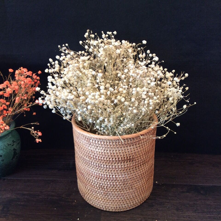 Rund braided storage basket