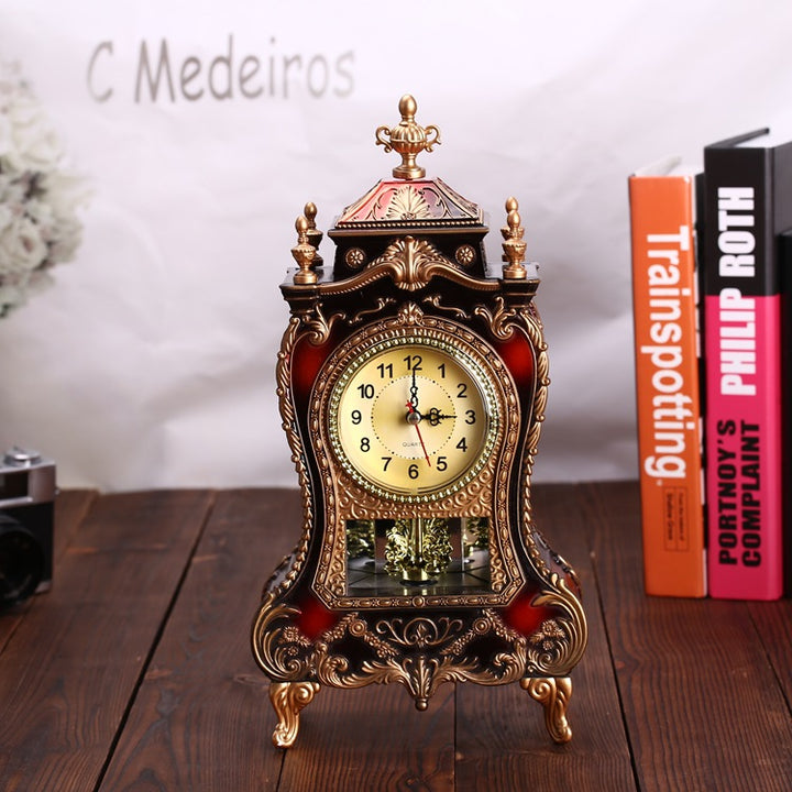 Decorative table clock