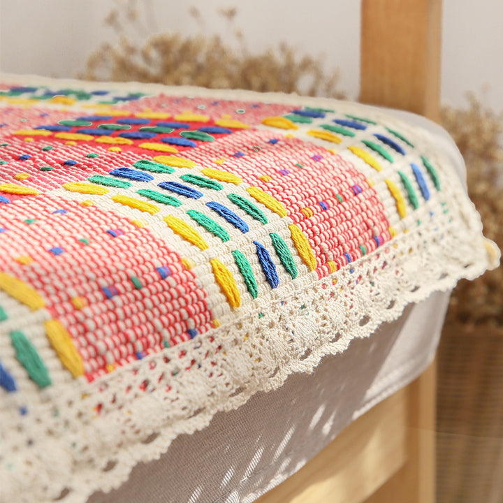 Padded chair seat cushion in checked retro jacquard with ties