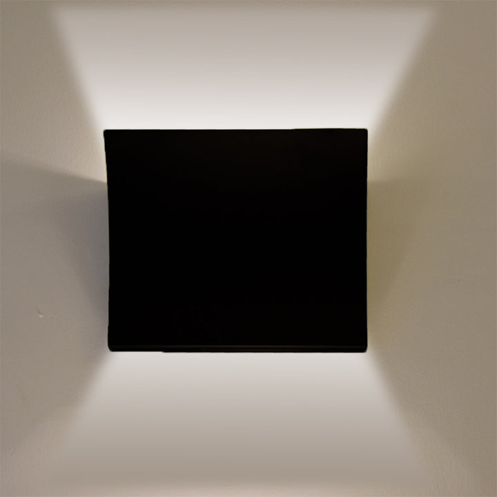 Modern Artistic Wall Lamp