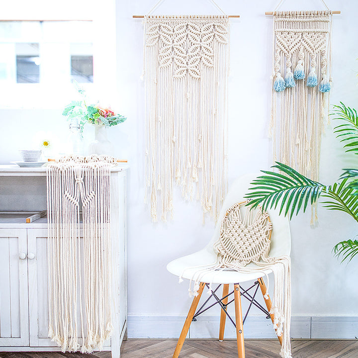 Macrame phone pouch with wooden beads, leaf relief and hanging loop