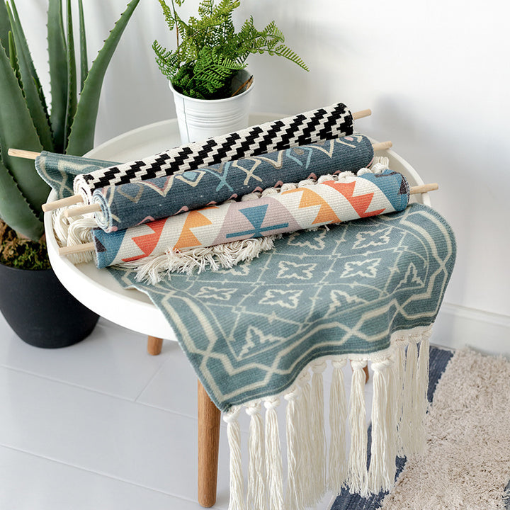 Boho-Ethno-Style tapestry set with fringes and wooden rod