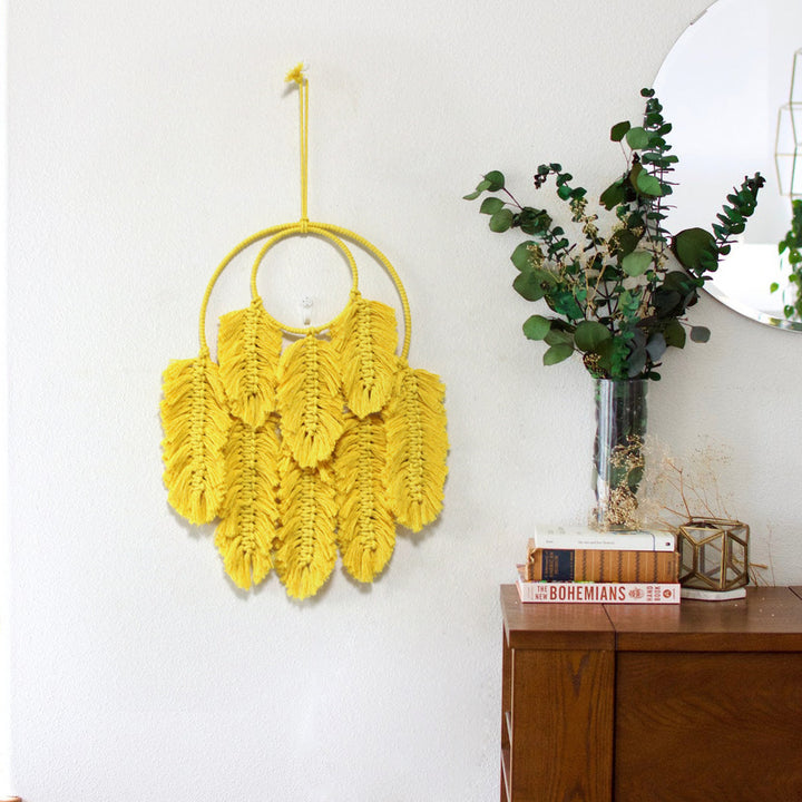 Macrame Wall Decoration with Elegant Appeal