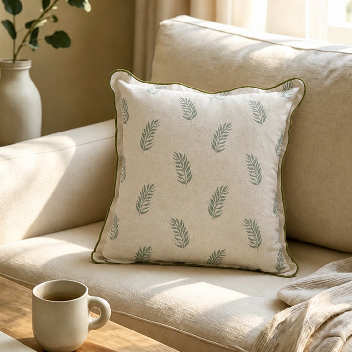 Decorative square decorative pillow with floral print, curved edge and removable cover