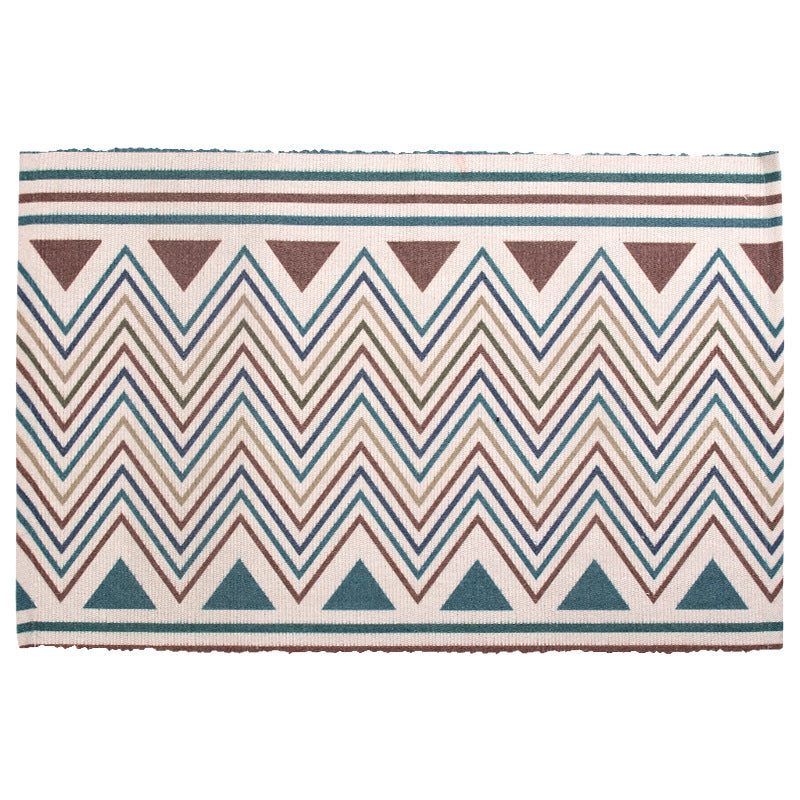 Flat-woven decorative living room rug with geometric ethnic medallion
