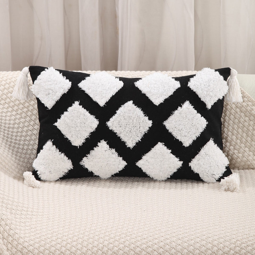Textured Diamond Pattern Throw Pillow