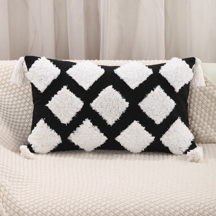 Textured Diamond Pattern Throw Pillow