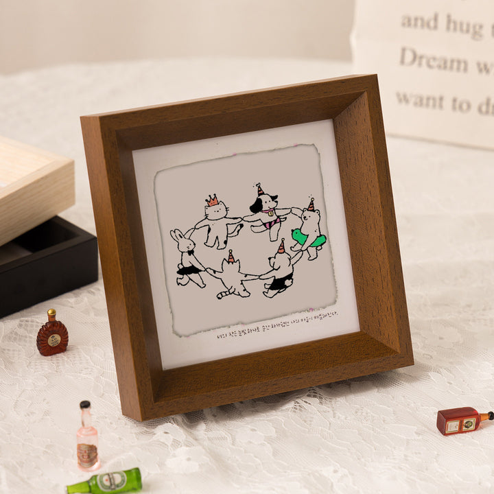 Artistic Fruit-Themed Picture Frame for Home