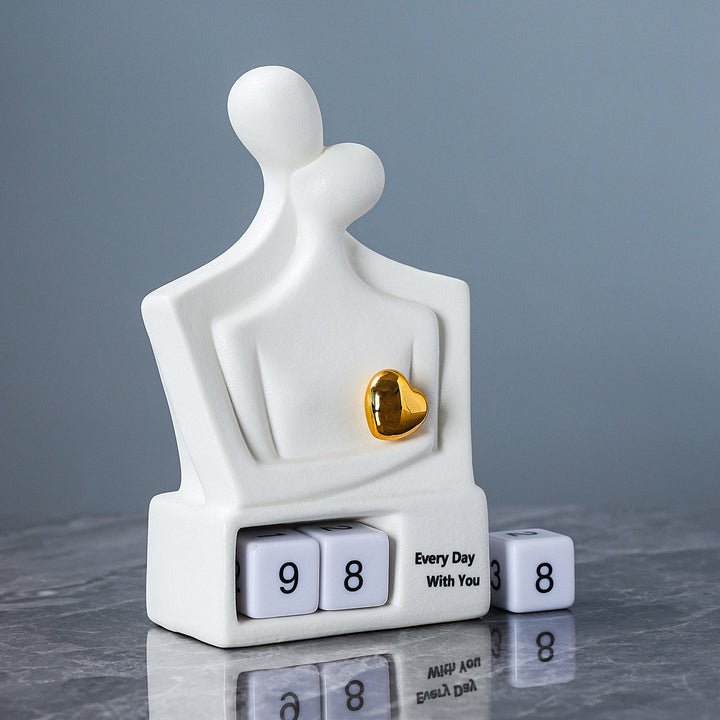 Decorative love figure