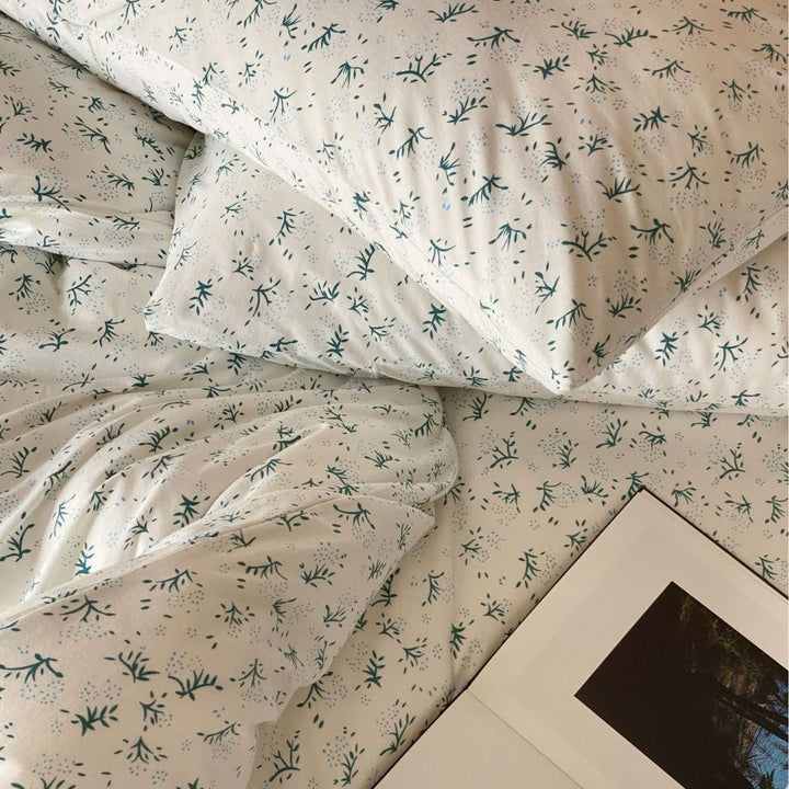 Decorative Eco-Friendly Bedding Set Avarnia