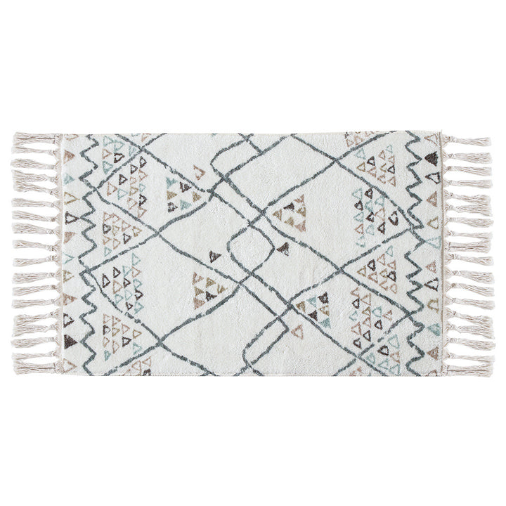 Boho cotton bath mat with fringes and geometric diamond pattern