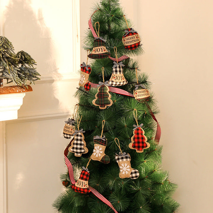Decorative Christmas tree ornaments in rustic look