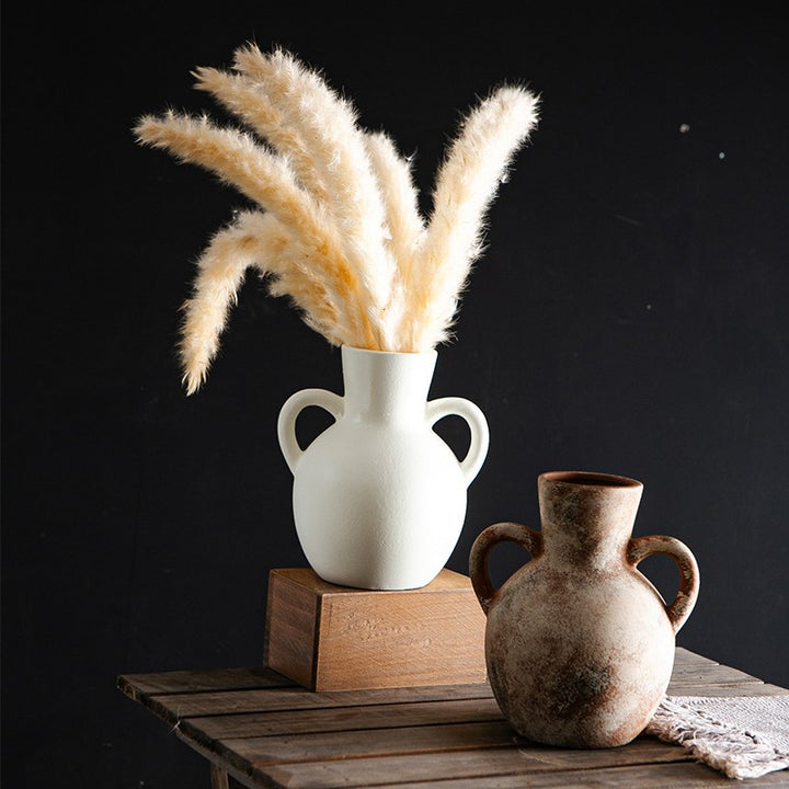 Artisanal flower vase