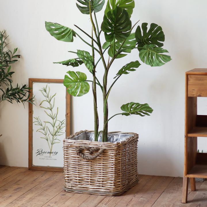 Storage basket with handcrafted details