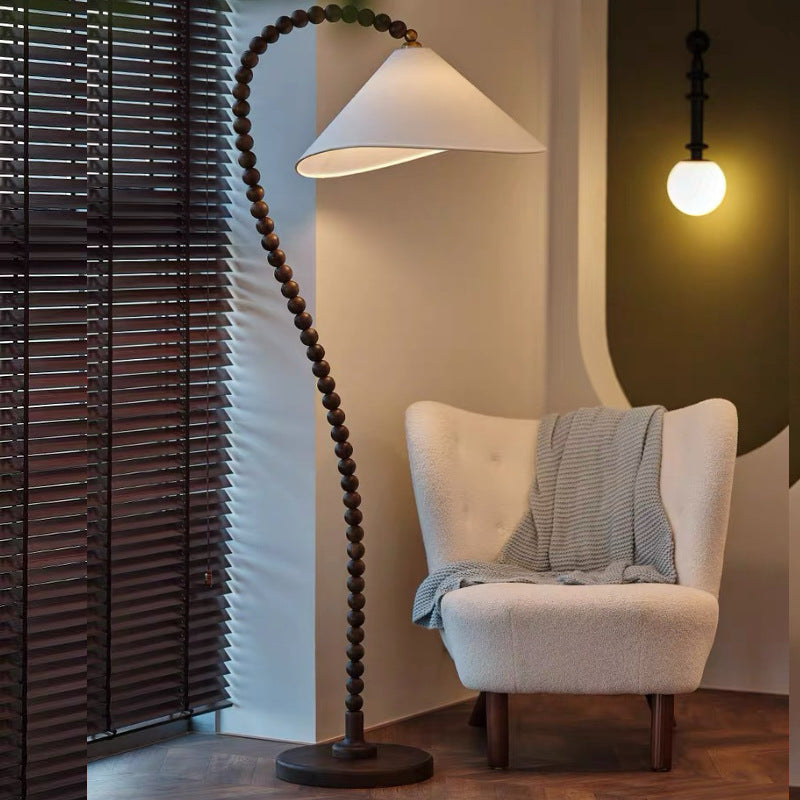 Curvy contemporary floor lamp