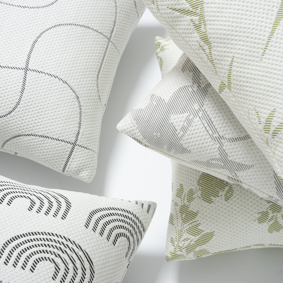 Jacquard pillowcase with textured waffle weave and delicate leaf pattern