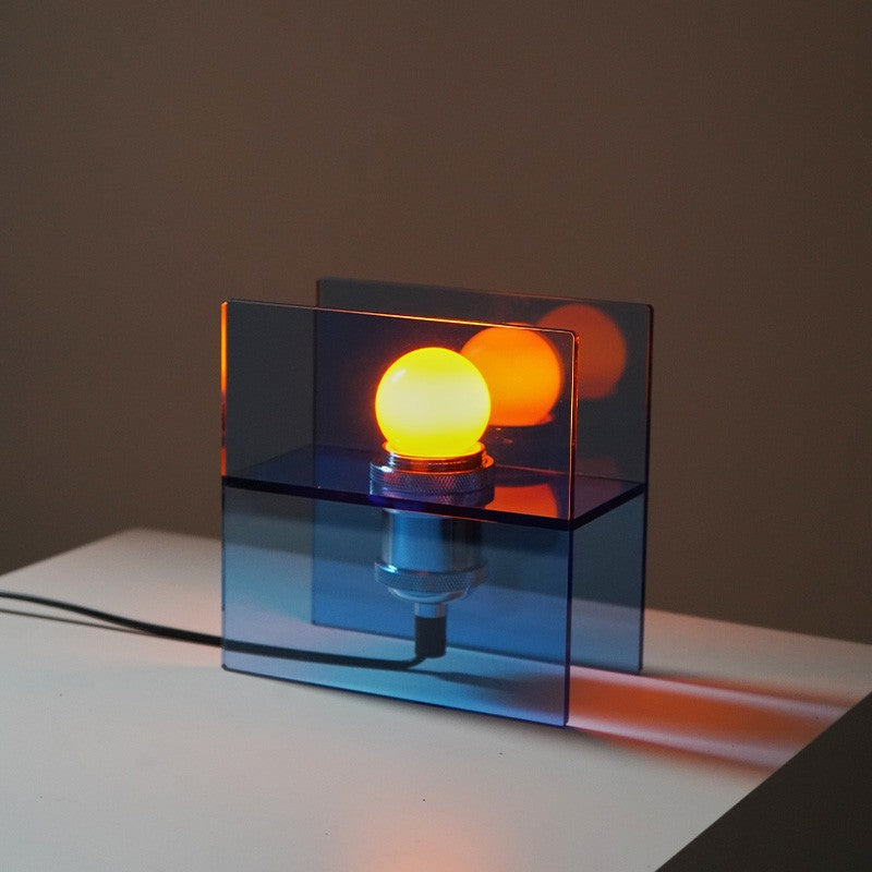 Artistic table lamp