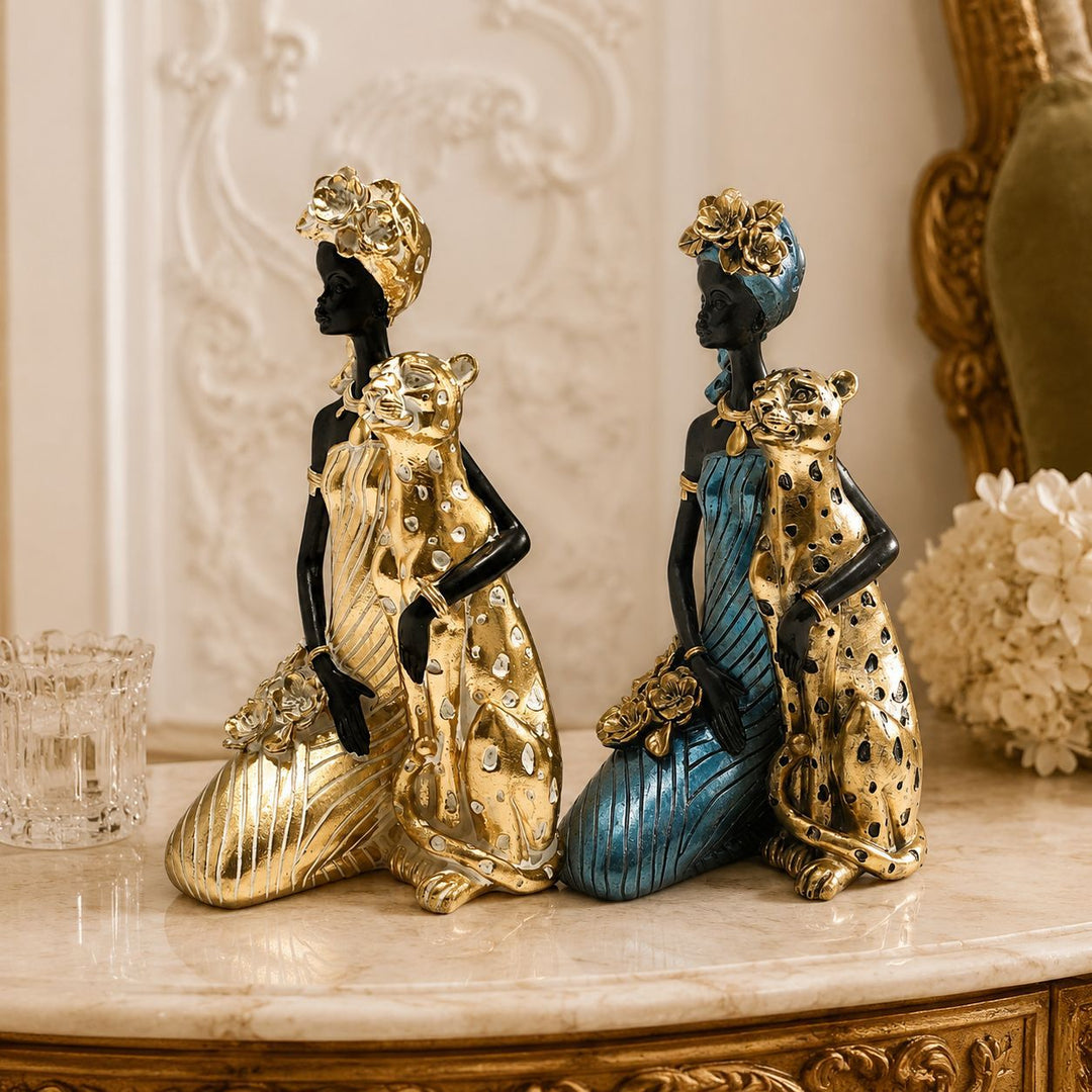 Elegant sculpture with leopard