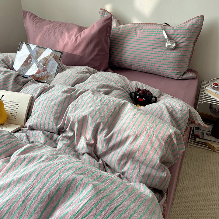 Decorative Striped Duvet Cover Set Avarnia