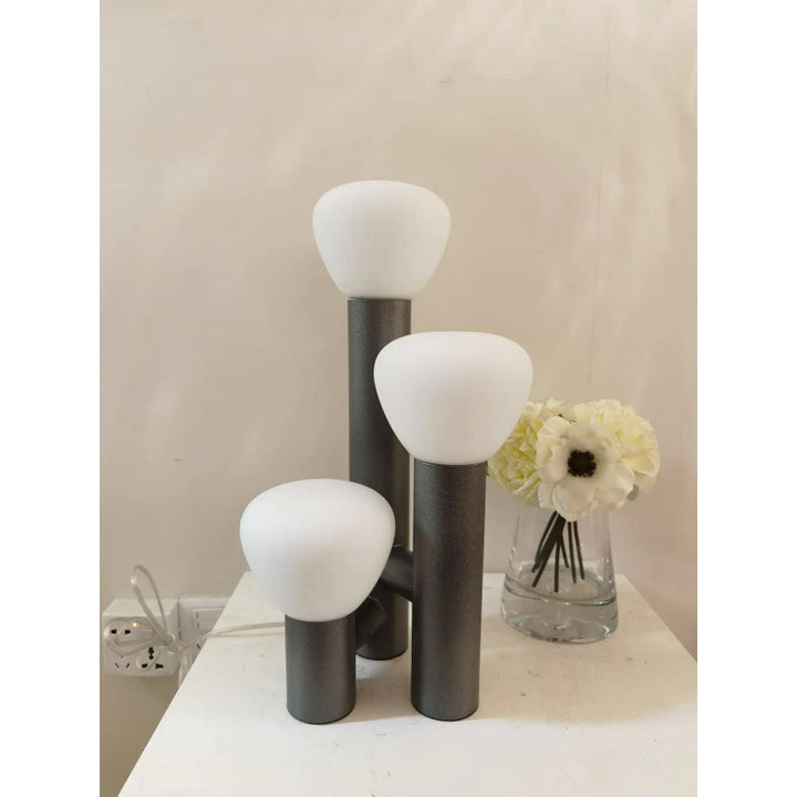 Decorative table lamp