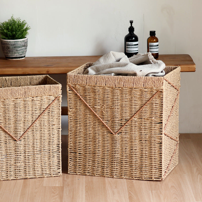 Storage baskets with vintage style