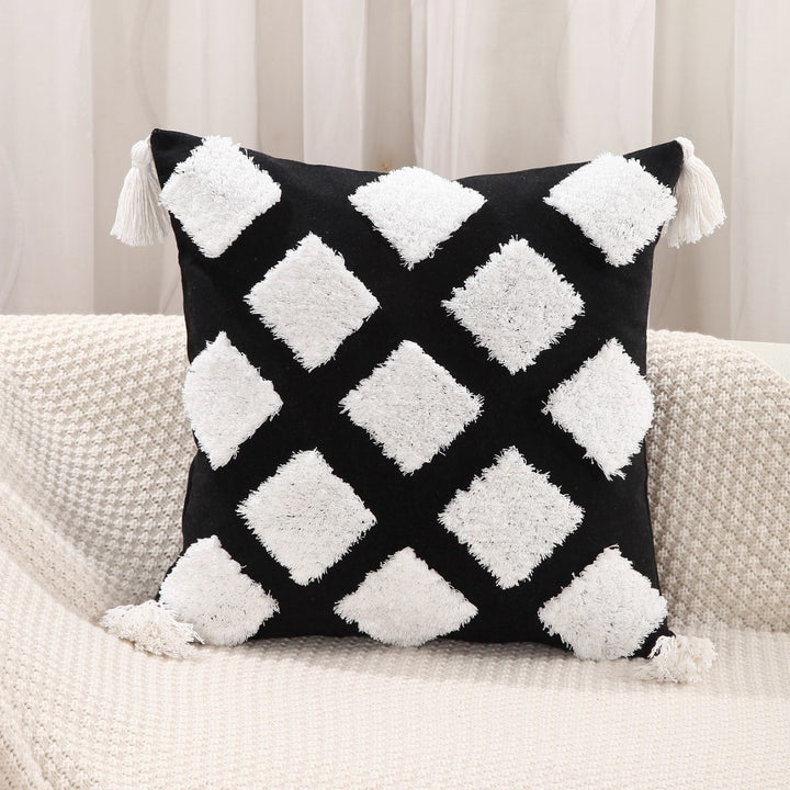 Textured Diamond Pattern Throw Pillow