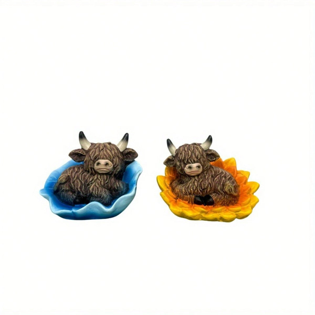 Charming Highland Cow Decorative Figurine
