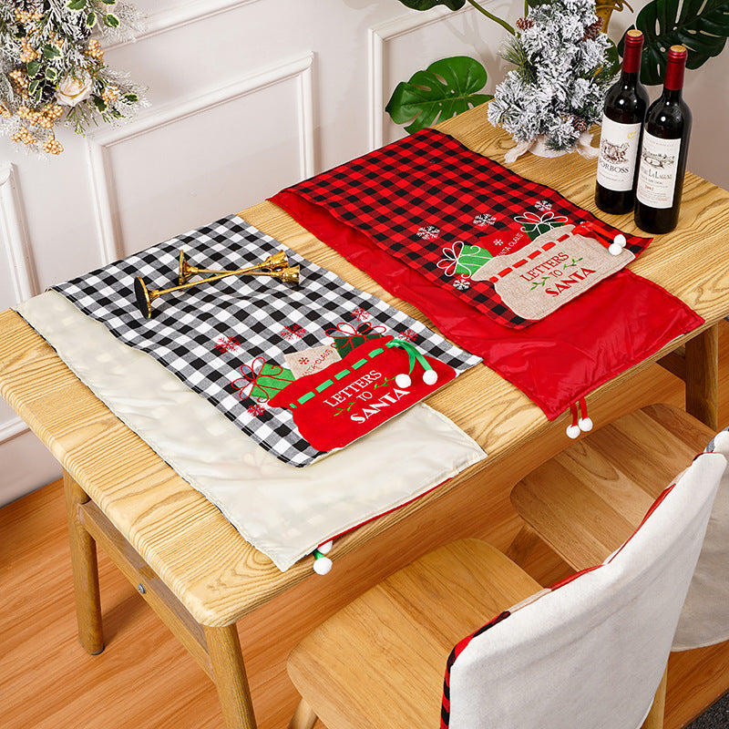 Festive Table Runner