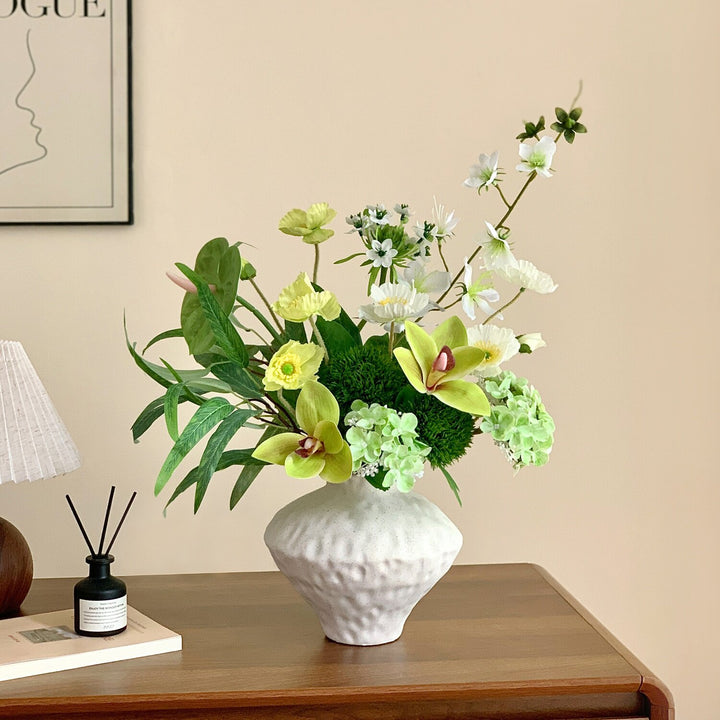 Elegant Floral Centerpiece Arrangement
