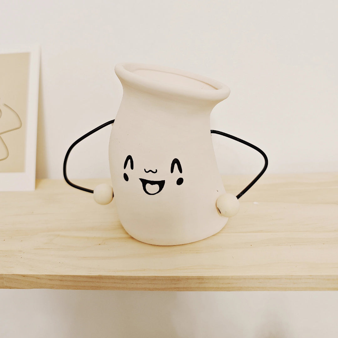 Decorative flower vase