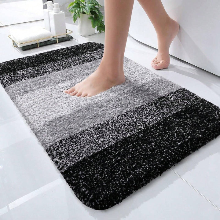 Soft and Plush Bath Mat