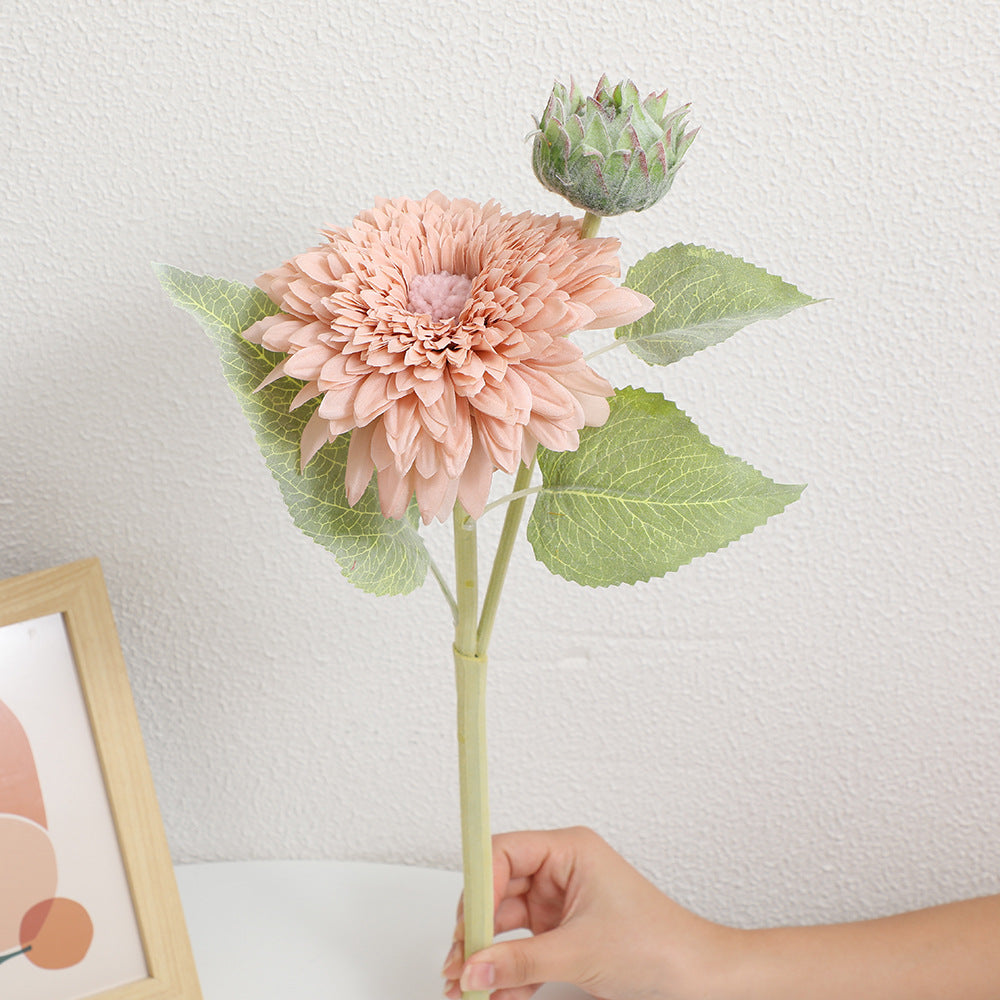 Artificial bouquet with detail-loving flowers and leaves