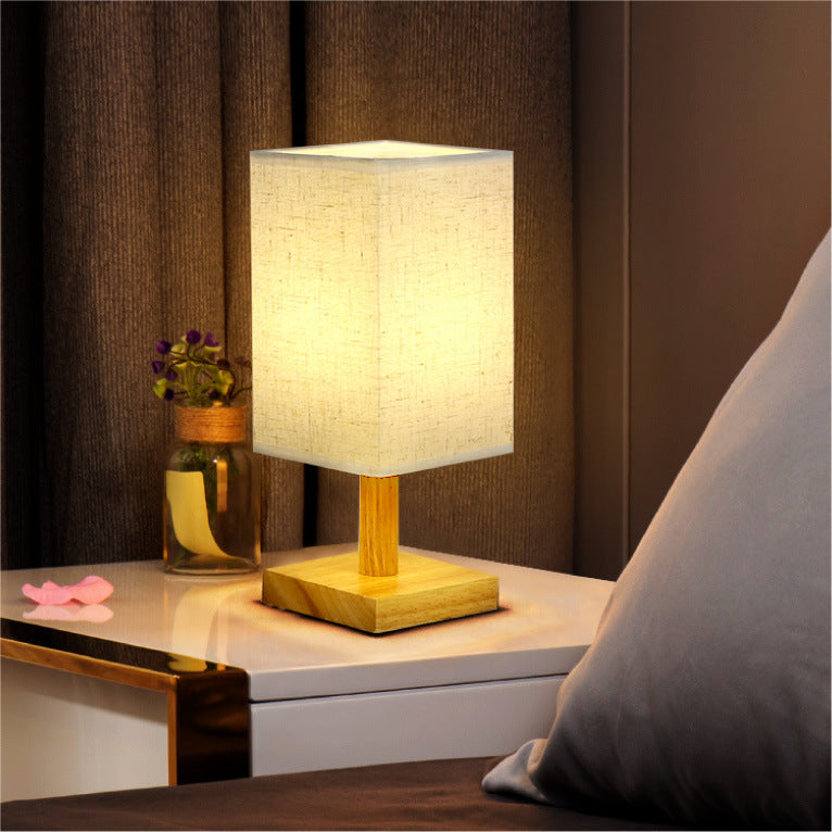 Modern decorative table lamp