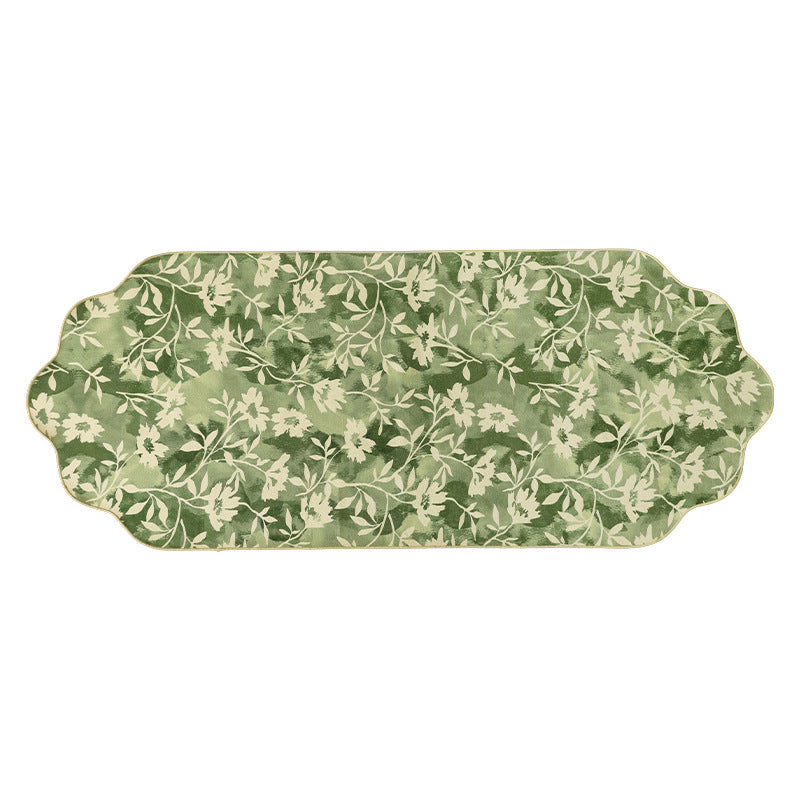 Elegant decorative table runner