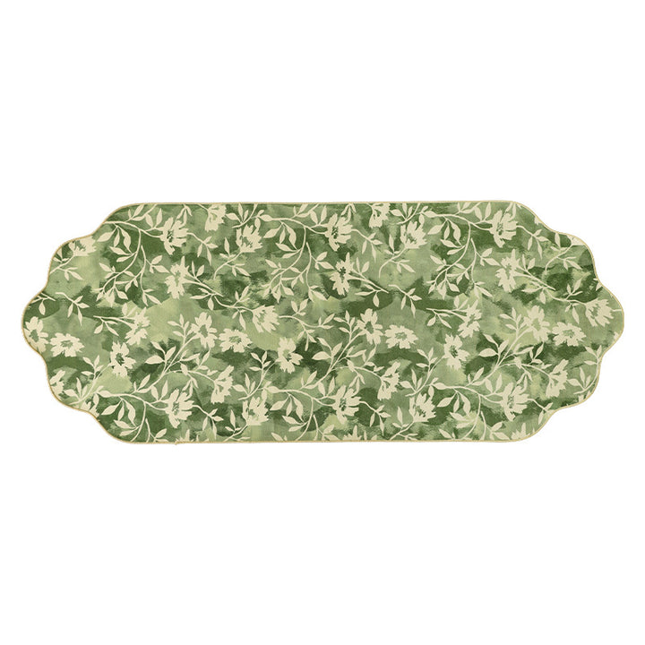 Elegant decorative table runner