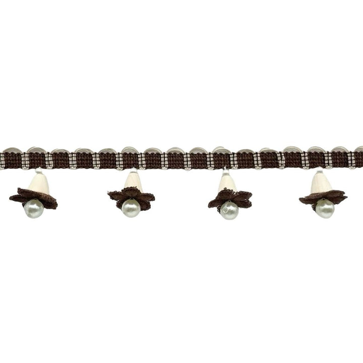 Elegant and Playful Lace Trim