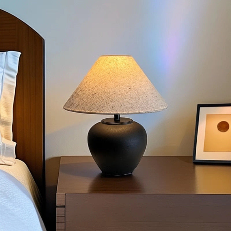 Decorative table lamp