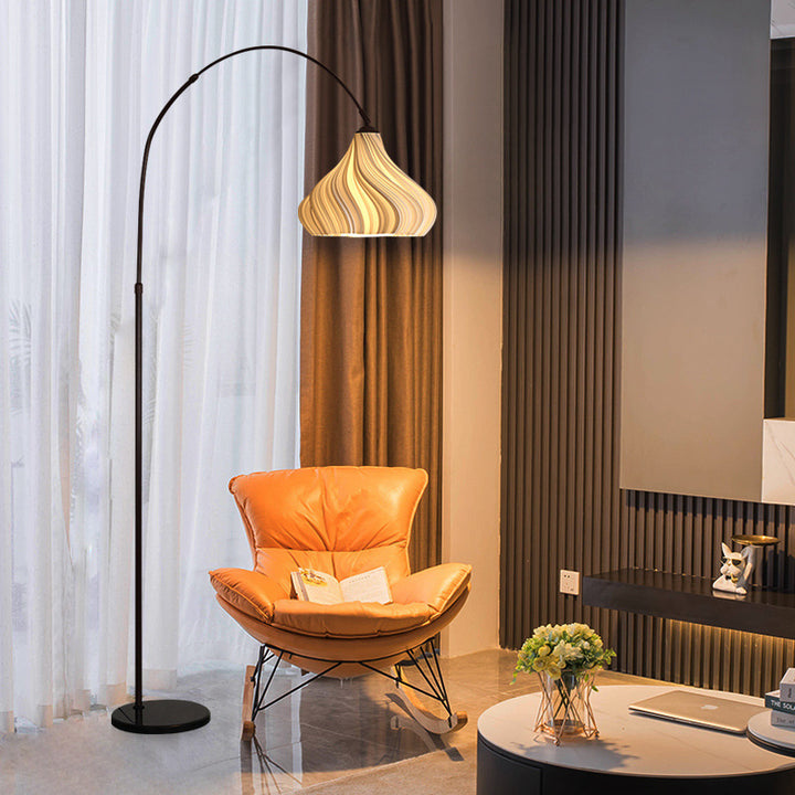Floor lamp