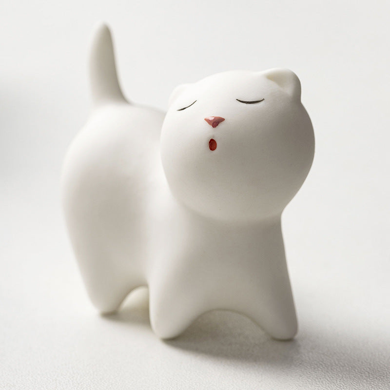 Decorative cat figurine