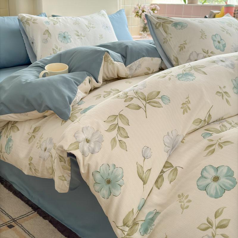 Soft Cotton Cartoon Bedding Set