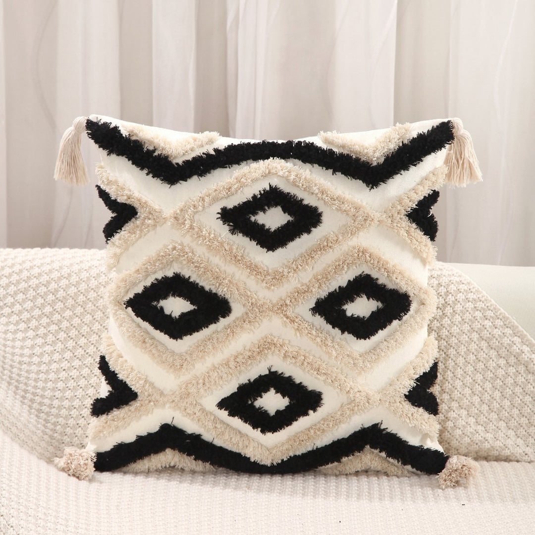 Textured Diamond Pattern Throw Pillow
