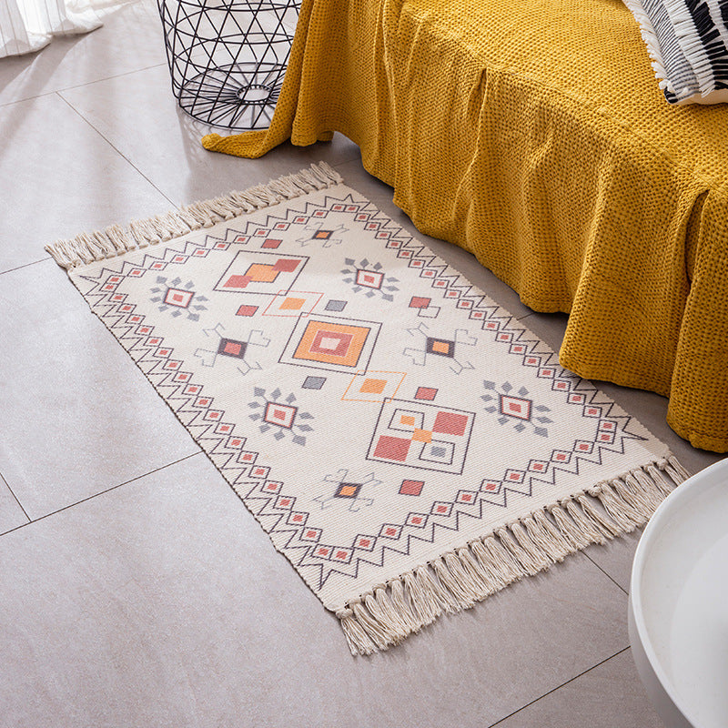 Decorative runner for dining table and console in Boho-Mandala design with fringes