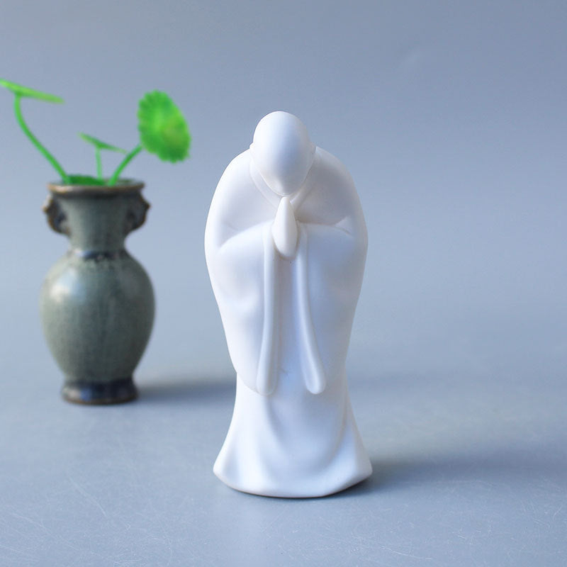 Decorative porcelain figurine