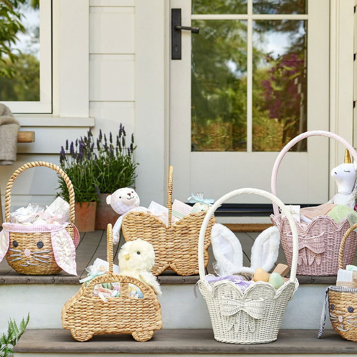 Playful vehicle storage basket