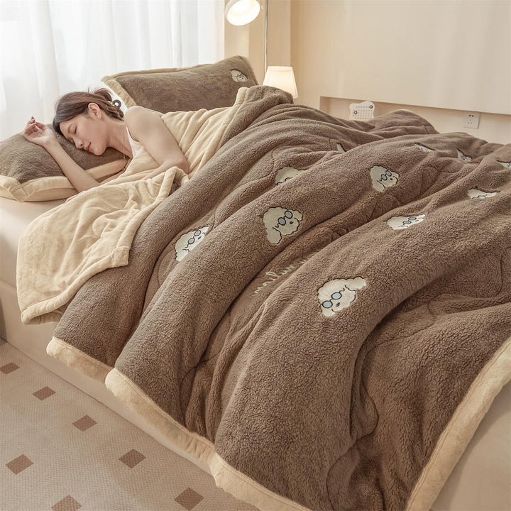 Plush Cartoon-Themed Quilted Comforter