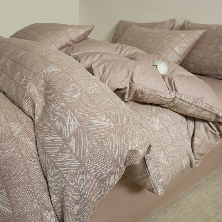 Embroidered Leaf Print Duvet Cover Set