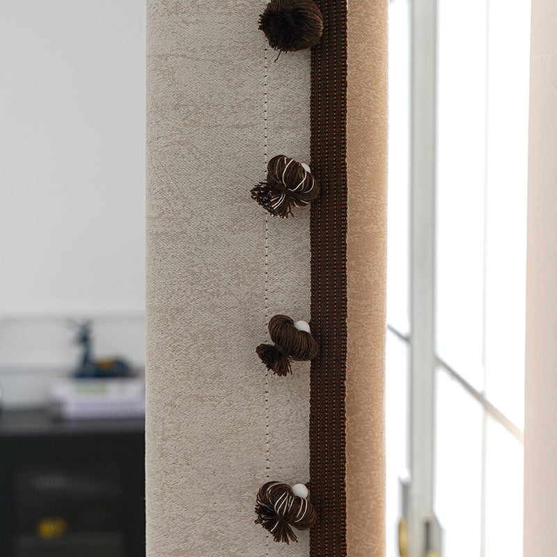 Decorative curtain trim with pompons