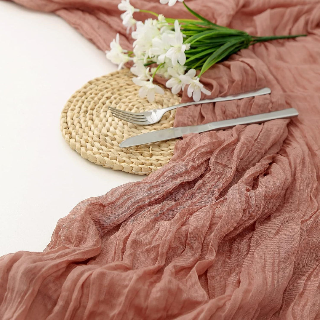 Wo Elegant Crinkled Chiffon Table Runner